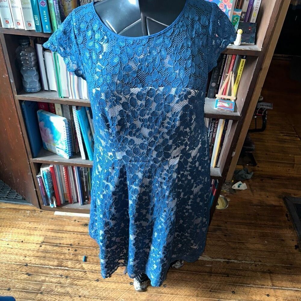 Eliza J blue lace layered 14W elegant midi dress